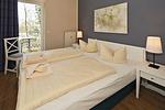 Schlafzimmer mit Doppelbett - Villa Aegir 114 - Top-Hundeurlaub