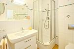 Badezimmer mit Dusche - Strand-Park 304 - Top-Hundeurlaub