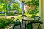 Terrasse mit Gartenmöbel - Strand-Park 305 - Top-Hundeurlaub