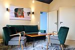 Wohn-Essbereich mit Couch - Strand-Park 333 - Top-Hundeurlaub