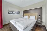 Schlafzimmer mit Doppelbett - Resort Deichgraf 31-08 - Top-Hundeurlaub