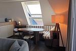 Wohn-Essbereich mit Eckbank - Resort Deichgraf 31-18 - Top-Hundeurlaub