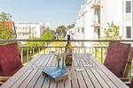 Balkon mit Gartenmöbeln - DünenResort Binz 127 - Top-Hundeurlaub