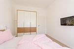 Schlafzimmer mit Doppelbett - DünenResort Binz 142 - Top-Hundeurlaub