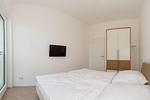 Schlafzimmer mit Doppelbett - DünenResort Binz 142 - Top-Hundeurlaub