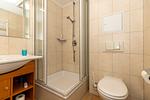 Badezimmer mit Dusche - Apartment-Residenz Ostseestrand 34 - Top-Hundeurlaub
