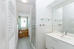 Badezimmer mit Waschtisch - Strandstraße 32-56 - Top-Hundeurlaub
