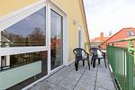 Balkon mit Gartenmöbeln - Ostseeallee 32b 2-2 - Top-Hundeurlaub