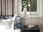 Schlafzimmer im Seehof201 mit Licht - Seehof 201 - Top-Hundeurlaub