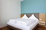 Schlafbereich mit Doppelbett - Aparthotel Anna Düne 0-04 - Top-Hundeurlaub