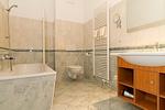Badezimmer mit Duschwanne - Dünenschloss 1-30 - Top-Hundeurlaub