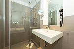 Badezimmer mit Dusche - Apartmentvilla Anna See 1-05 - Top-Hundeurlaub