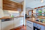 Küche / Küchenzeile - Küstenhaus mit Sauna und Kamin ca.400 vom Ostseestrand - Top-Hundeurlaub