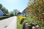 Nachbarschaft - FeWo 01 MEERglück: Terrasse - Top-Hundeurlaub