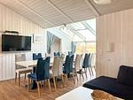 Essbereich mit TV - Ferienhaus 07 - Top-Hundeurlaub