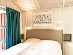2. Schlafzimmer mit Doppelbett - Ferienhaus 01 - Top-Hundeurlaub