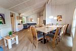 Wohnzimmer mit Essbereich - Ferienhaus 25 - Top-Hundeurlaub