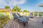 Terrasse mit Liegestühle - Ferienhaus 25 - Top-Hundeurlaub