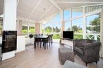 TV im Wohnbereich - Ferienhaus 23 - Top-Hundeurlaub