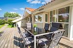 Terrasse mit Gartenmöbeln - Ferienhaus 08 - Top-Hundeurlaub