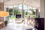 mit Blick ins Wohnzimmer - Ferienhaus 08 - Top-Hundeurlaub