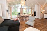 Wohnbereich mit Blick zum Essbereich - Ferienhaus 19 - Top-Hundeurlaub