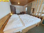 Schlafzimmer - Apartment Adam Tauplitz by FiS - Fun in Styria - Top-Hundeurlaub