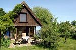 D1571a Ferienhäuschen auf Rügen mit eigenem eingezäunten Garten.  - Top-Hundeurlaub