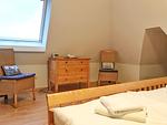 Schlafzimmer - Hafenhäuser Breege - Ferienwohnung 18 "Ankerplatz" - Top-Hundeurlaub