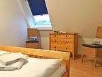 Schlafzimmer - Hafenhäuser Breege - Ferienwohnung 18 "Ankerplatz" - Top-Hundeurlaub