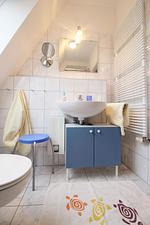 Badezimmer - Hafenhäuser Breege -  Whg. 9 "Strandläufer" - Top-Hundeurlaub