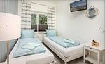Schlafzimmer 2 mit zwei Einzelbetten - Nilles Huuske - Charmantes Ferienappartement mit 3 Schlafzimmern - Top-Hundeurlaub