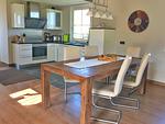 Küche / Küchenzeile - Ferienhaus "Sarcander" - Top-Hundeurlaub