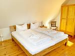 Schlafzimmer - Hofgut Bisdamitz - Ferienhaus "Alte Mühle" - Top-Hundeurlaub