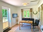 Wohnzimmer - Hofgut Bisdamitz - Ferienhaus Knoff - Top-Hundeurlaub