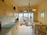 Wohnküche mit Essplatz und Balkon - Alter Reichshof - App. 304 - Top-Hundeurlaub