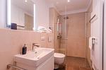 Ferienwohnung Inselpirat Malchow - Badezimmer mit Glasdusche - Inselpirat - Top-Hundeurlaub