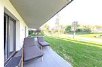 Ferienwohnung Große Strandburg Ostseebad Wustrow ZweiWasser Alte Seefahrtschule Terrasse mit Sonnenliegen - Große Strandburg - Top-Hundeurlaub
