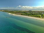 Ferienwohnung Kleine Strandburg Ostseebad Wustrow ZweiWasser Alte Seefahrtschule Drohnenaufnahme vom Meer - Kleine Strandburg - Top-Hundeurlaub