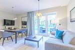 Ferienwohnung Kleine Strandburg Ostseebad Wustrow ZweiWasser Alte Seefahrtschule Lichtdurchfluteter Wohnbereich - Kleine Strandburg - Top-Hundeurlaub
