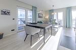 Ferienwohnung Stranddomizil Ostseebad Wustrow ZweiWasser Alte Seefahrtschule Essbereich - Stranddomizil - Top-Hundeurlaub