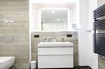 Ferienwohnung Strandblick Ostseebad Wustrow ZweiWasser Alte Seefahrtschule Badezimmer - Strandblick - Top-Hundeurlaub