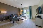 Ferienwohnung Wiesenkieker Ostseebad Wustrow - ZweiWasser Alte Seefahrtschule Wohnzimmer - Wiesenkieker - Top-Hundeurlaub