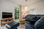 Ferienhaus Zander Fuenfseen Wohnzimmer mit Terrassen Zugang - Zander - Top-Hundeurlaub