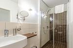 Ferienwohnung Schwan Badezimmer mit Glasdusche - Schwan - Top-Hundeurlaub