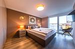 Ferienwohnung Auszeit Hafenresidenz Waren (Müritz) - Schlafzimmer mit Doppelbett - Auszeit - Top-Hundeurlaub
