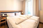 Ferienwohnung Herzog Barnim Aparthotel Zingst - Schlafzimmer - Herzog Barnim - Top-Hundeurlaub