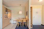 Ferienwohnung An de See Küchenzeile mit Esstisch - An de See - Top-Hundeurlaub