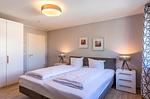 Ferienwohnung Müritzsonne Hafenresidenz Waren (Müritz) - Schlafzimmer mit Doppelbett - Müritzsonne - Top-Hundeurlaub