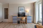Ferienwohnung Bina Zingst - Blick auf den Arbeitsplatz im Wohnzimmer - Bina - Top-Hundeurlaub